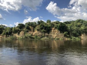 Sandstein Felsen am Nilufer Murchison Falls