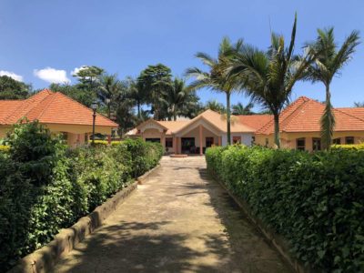 Peniel Beach Hotel Entebbe Außenbereich